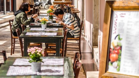 restoran, ulicama moga grada-18, ugostiteljstvo, turizam, stranci, rucak, restoran