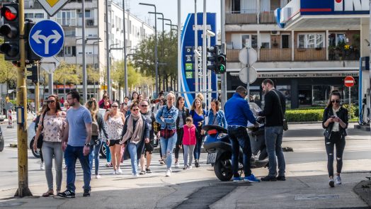ulicama moga grada-30,relja,pjesaci,pjesacki prijelaz