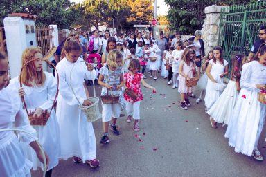 blagdan gospe loretske u arbanasima, cvjetnica