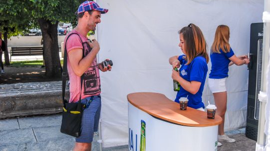 ulicama moga grada-16,pivo,hostese