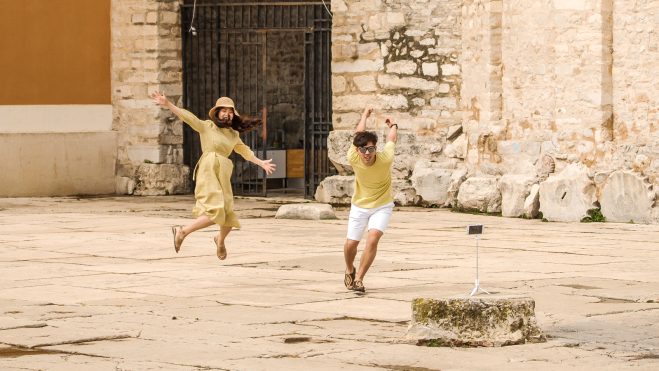 ulicama moga grada-20,mobitel,selfie,donat