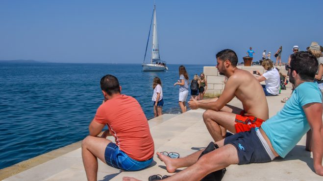 ulicama moga grada-31,morske orgulje,vrućina,sunčano,jedrilica