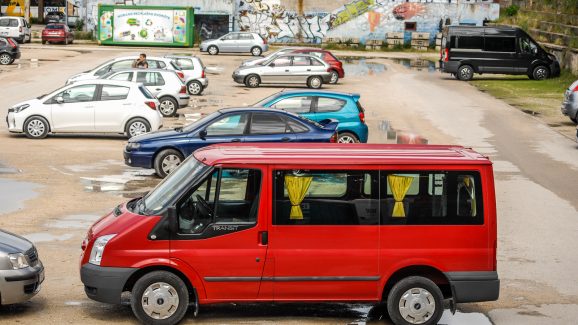 ulicama moga grada-39,kombi,parkiralište,jazine