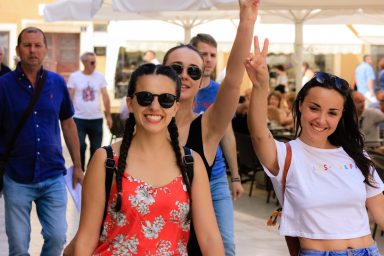 turisti, sreca, veselje