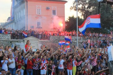 docek vatrenih50