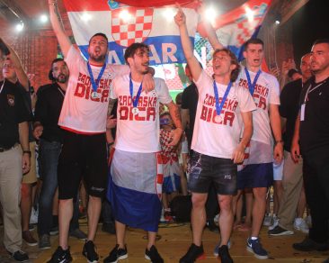 docek vatrenih91 vrsaljko, luka modric, livakovic, subasic