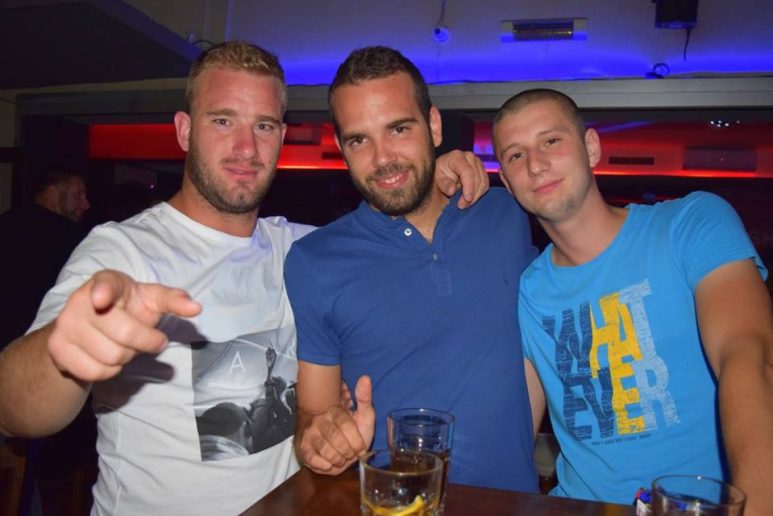 posh pub13