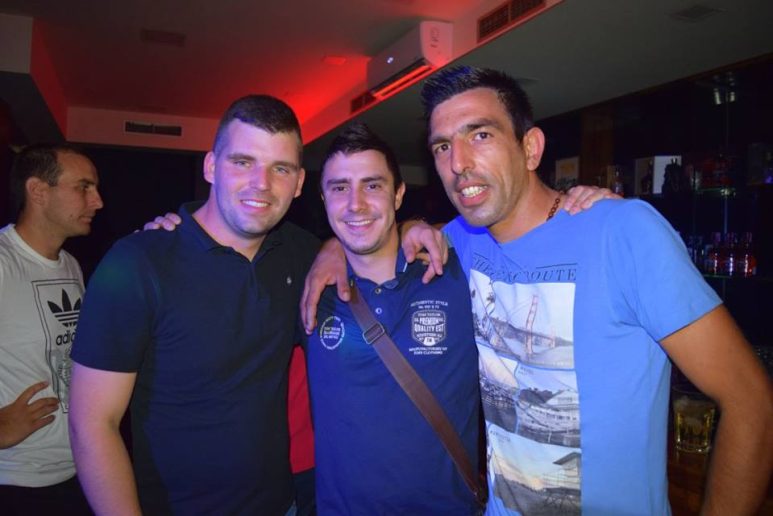 posh pub18