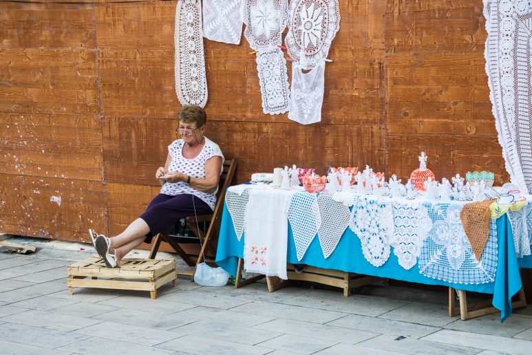 prodaja, cipka, Ulicama moga grada - foto Sime Zelic 4