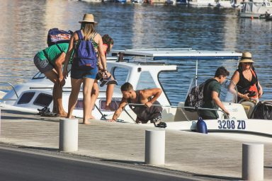 rent a boat, najam broda