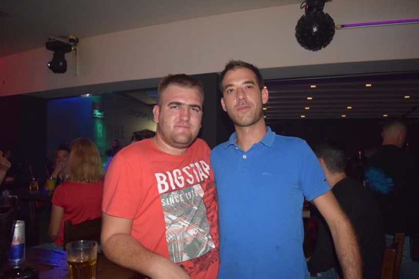 posh pub 13