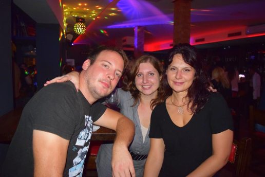 posh pub 19