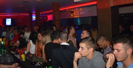 posh pub 8
