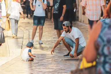 obitelj, djeca, igranje s djecom, roditelji