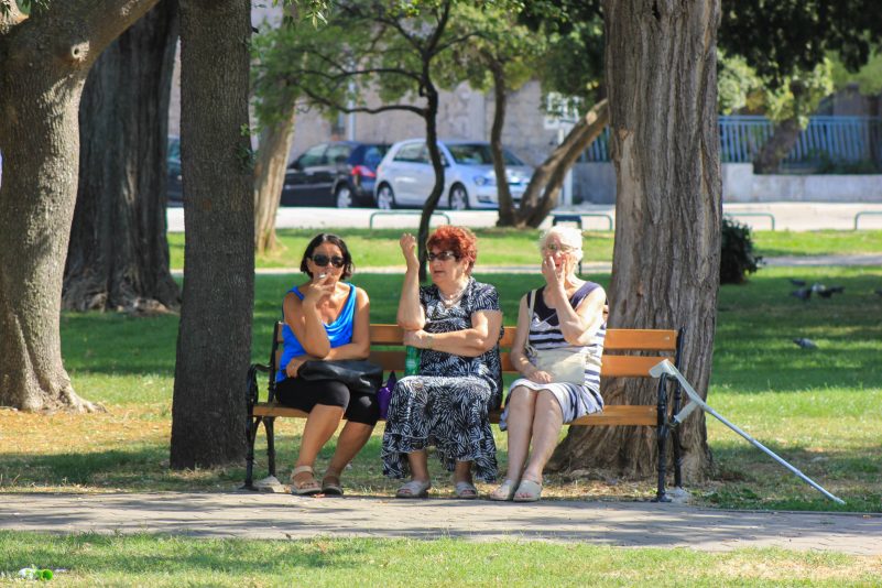 umirovljenici, zene, gospode, mirovina, odlazak u mirovinu