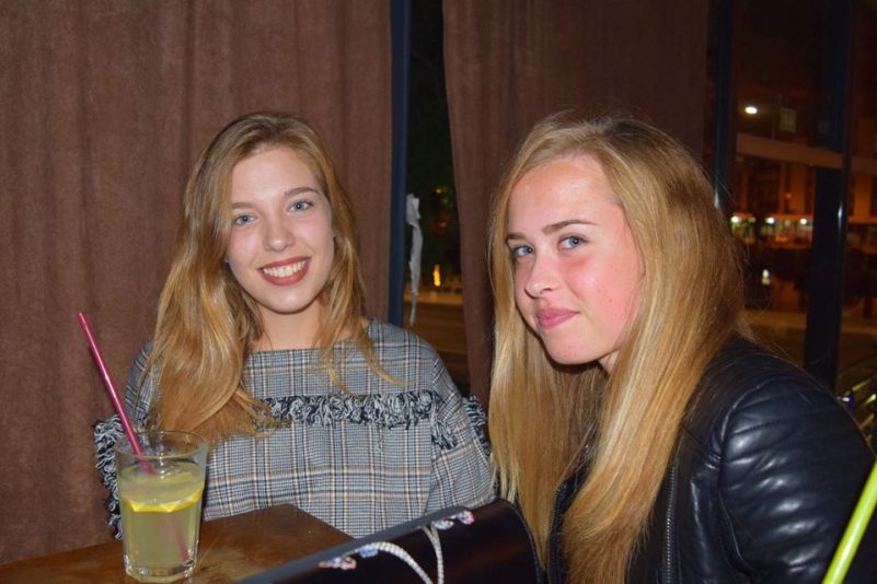 posh pub 13