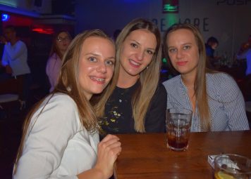 posh pub 14