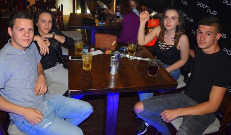 posh pub 16