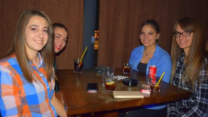 posh pub 30