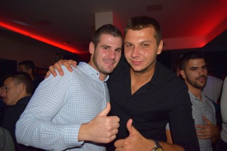 posh pub 9