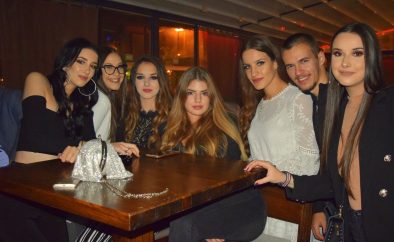 posh pub 40