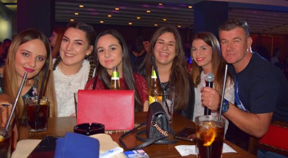 posh pub 41