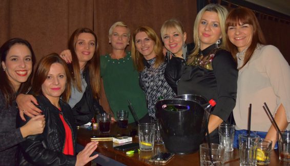 posh pub 42