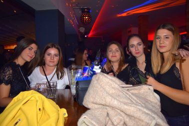posh pub 5