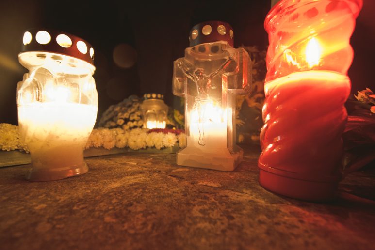 svi sveti na groblju 9