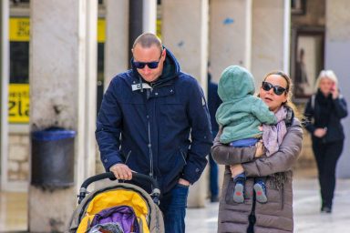 ul moga gr (17 of 27)