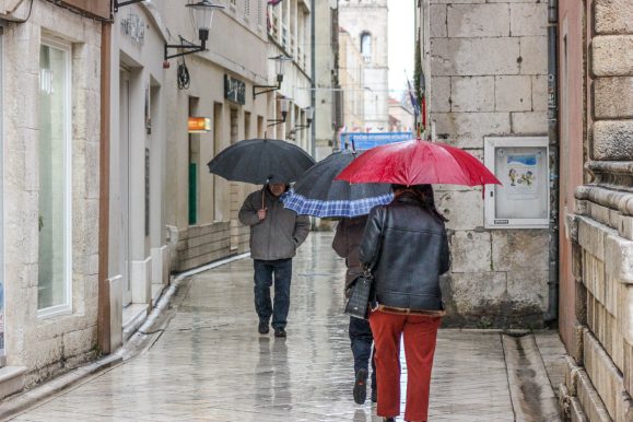 kisa, kisobran, zima, hladno, vrijeme, vremenska prognoza