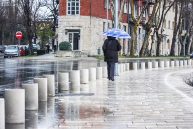 kisa, kisobran, zima, hladno, vrijeme, vremenska prognoza, obala kralja tomislava