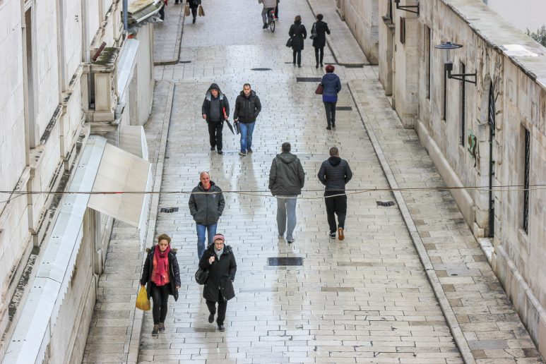 ul mog gr (13 of 22)