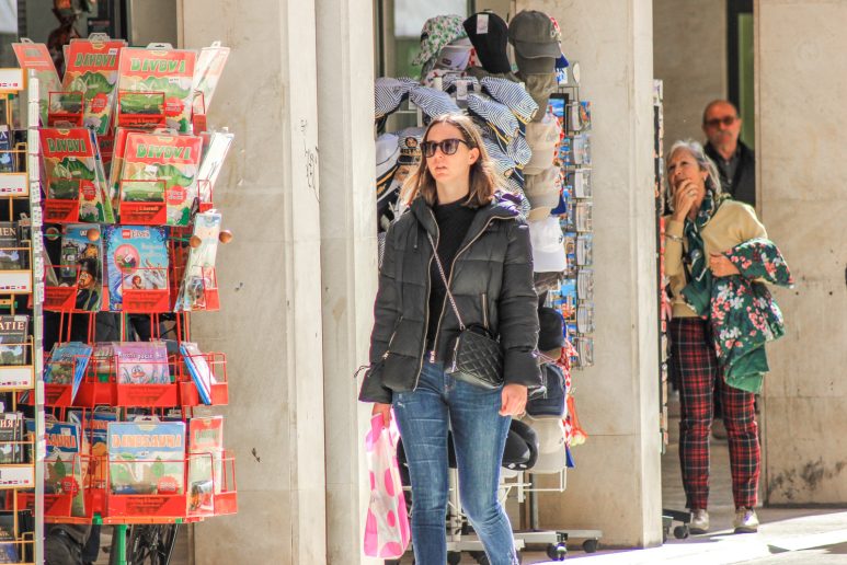 ul mog gr (14 of 33)