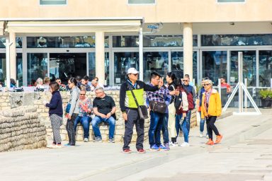 turisti, turizam, nocenja