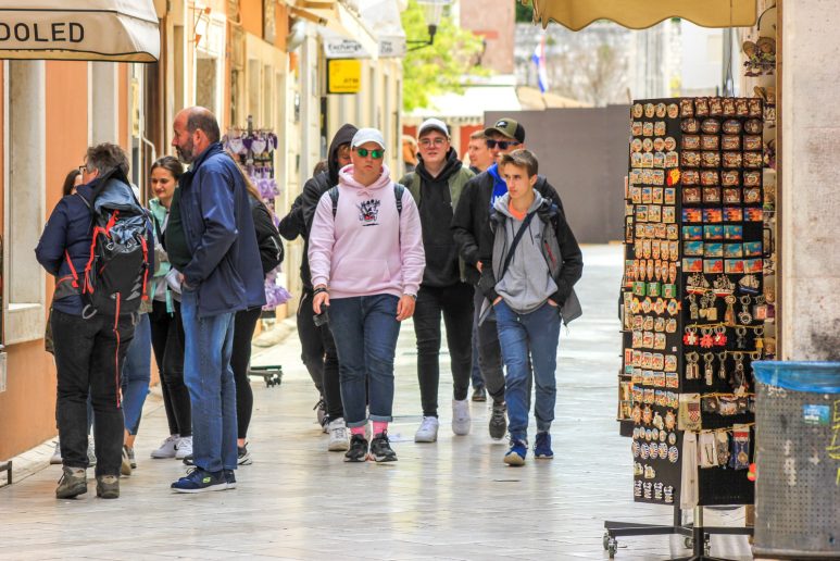 ul mog gr (21 of 22)