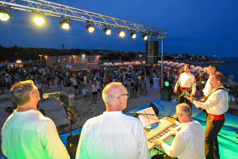 Festa od mora u Kolanu 28