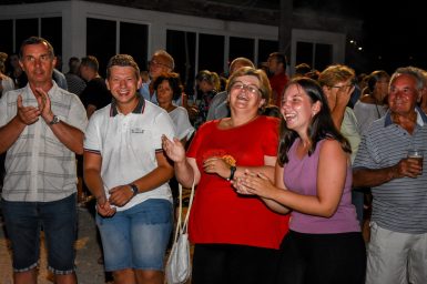 1. ribarska vecer u povljani (57 of 74)