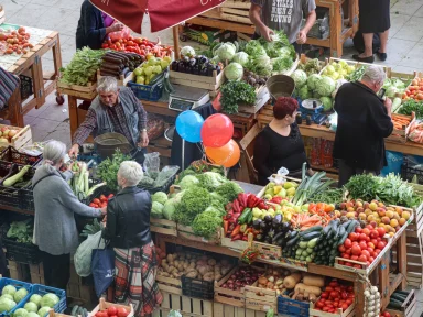 city gallerija, trznica, pijaca, voce, povrce, kupovina, prehrana, prehrambene namirnice, salata, plac, poljoprivreda