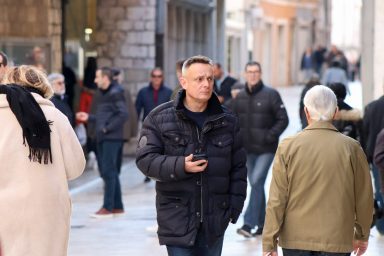 ul mog gr_-27