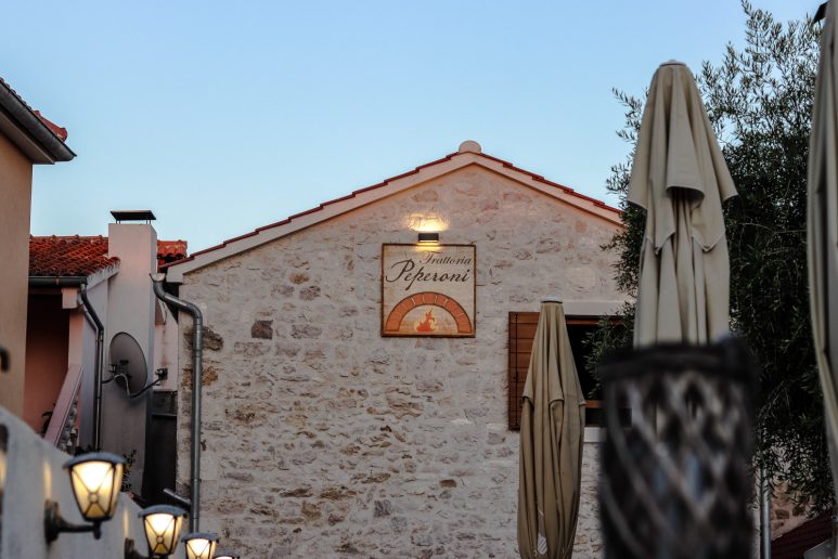 tratoria peperoni_-42