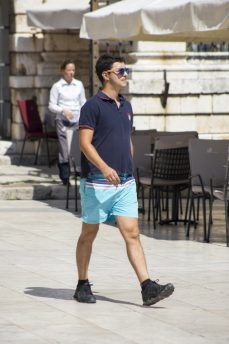 2ECFE711-12F4-4C45-9E78-9A317FCE52A1