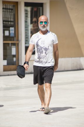 AB8EDBF9-535A-4411-B50C-93536EE96794