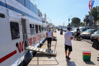 luka, gv zadar, prijevoz putnika, maska, maske, corona, liburnska obala, covid, korona, dezifincijens, plovidba, luka