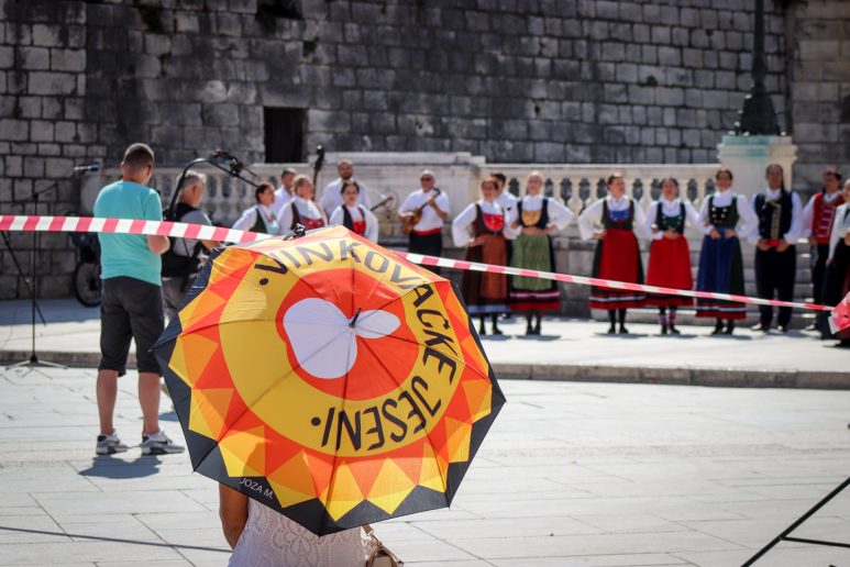 zadarski tanac-11 vinkovacke jeseni