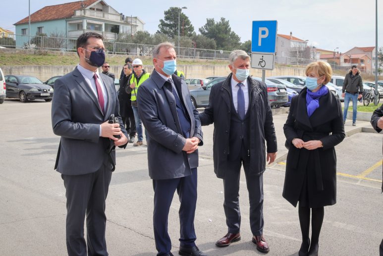 crvene kuce_-15, hdz, branko dukic, bozidar longin