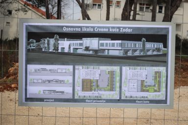 crvene kuce_-5, osnovna skola crvene kuce