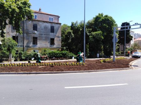 prometni otok bolnica (2)