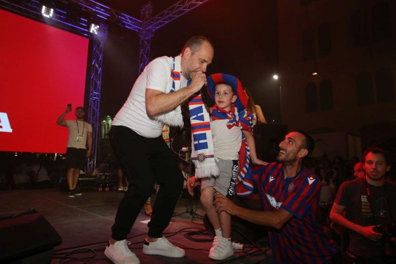 slavlje na splitskoj rivi 1