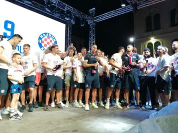 slavlje na splitskoj rivi 41